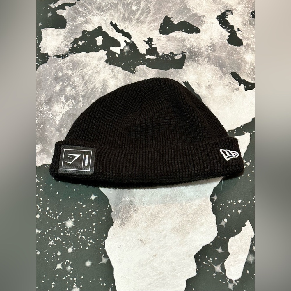 Gymshark New Era beanie